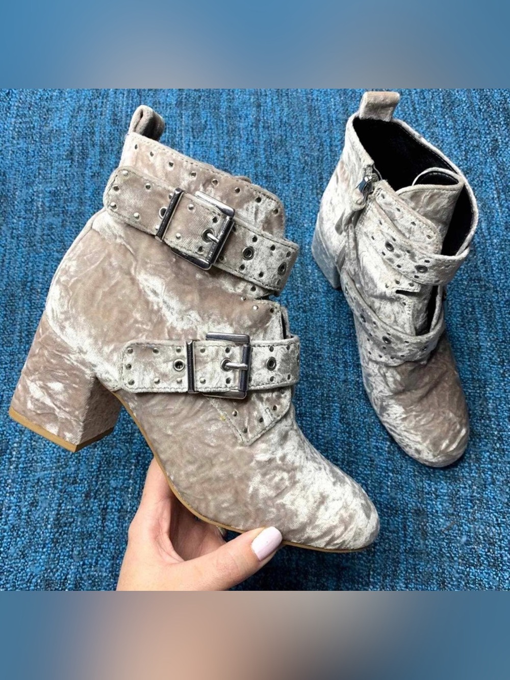 Rebecca Minkoff Logan Women’s crushed Velvet Buckle Ankle Boots Taupe gray 7.5